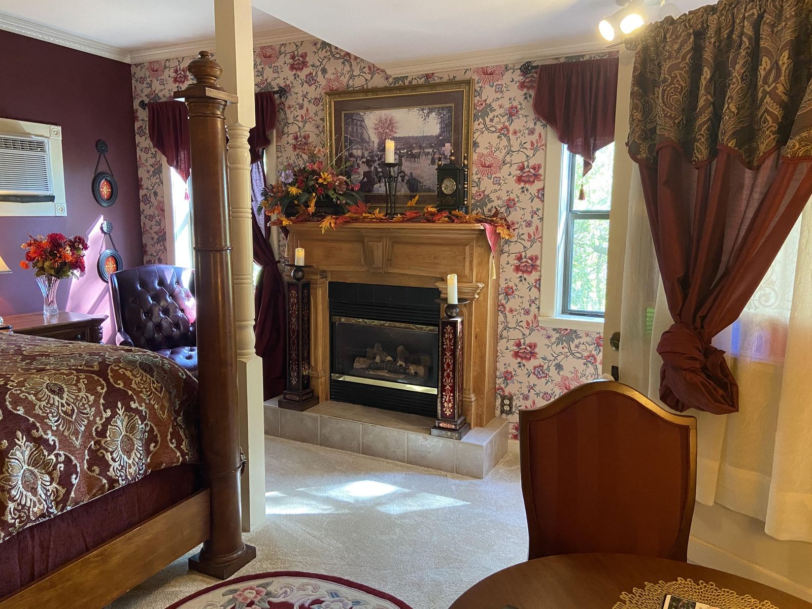 Fireplace in the Georgianna Suite